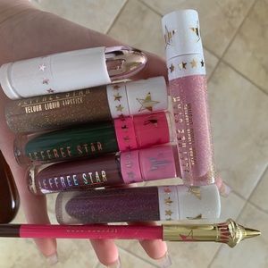 SOLD Jeffree Star Cosmetics Lipsticks